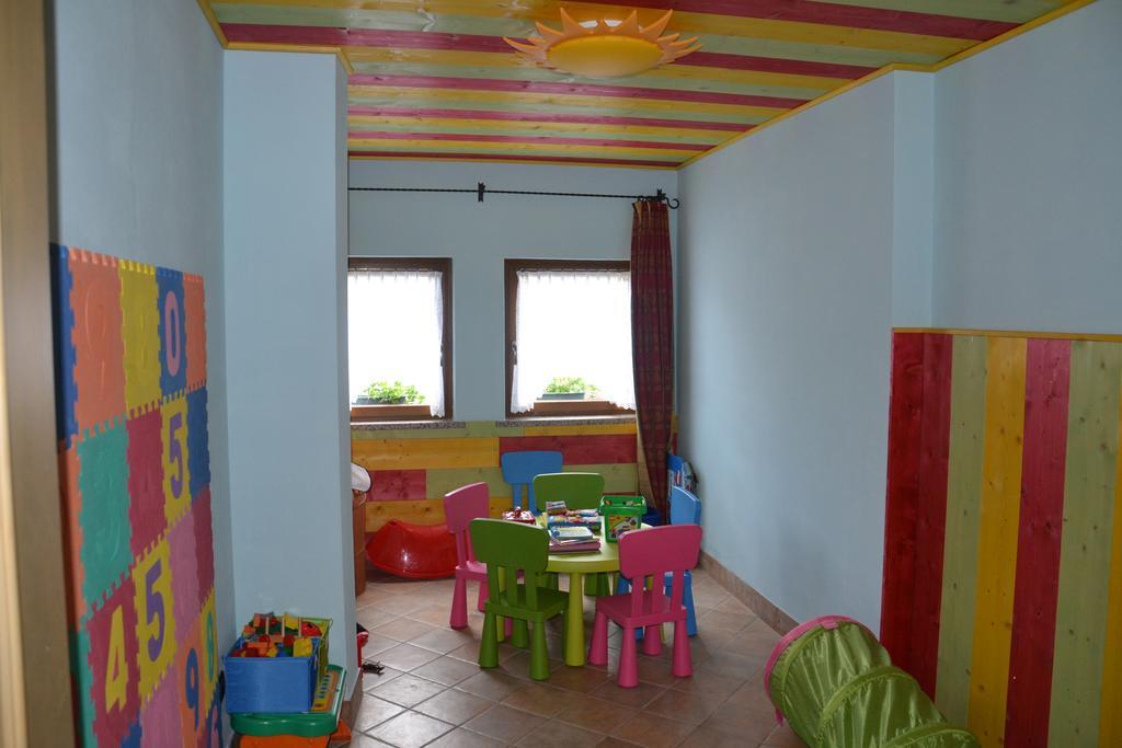 Hotel Al Prato Fiera Di Primiero Buitenkant foto